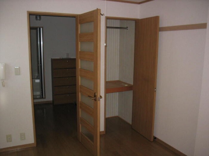 物件内観写真11　(収納)