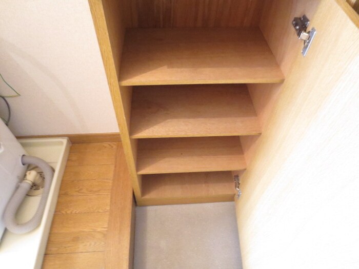 物件内観写真12　(靴箱)