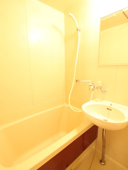 物件内観写真12　(バス／シャワールーム等)
