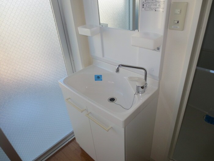 物件内観写真8　(洗面)