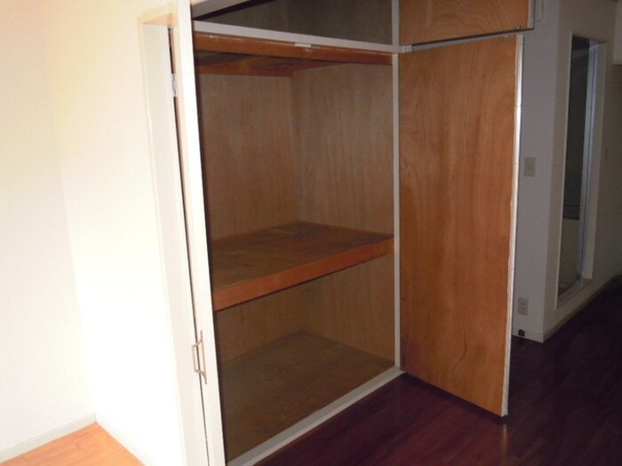 物件内観写真7　(収納)