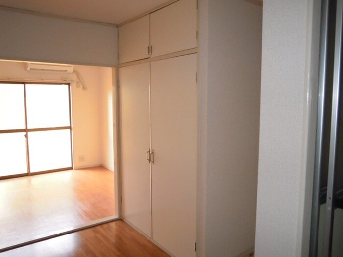 物件内観写真13　(収納)