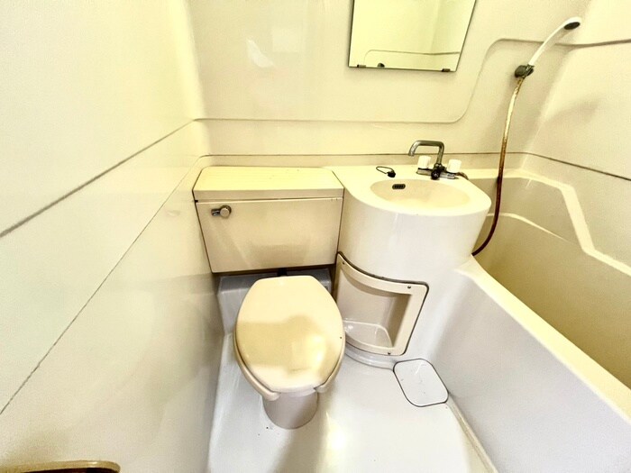 物件内観写真11　(トイレ)