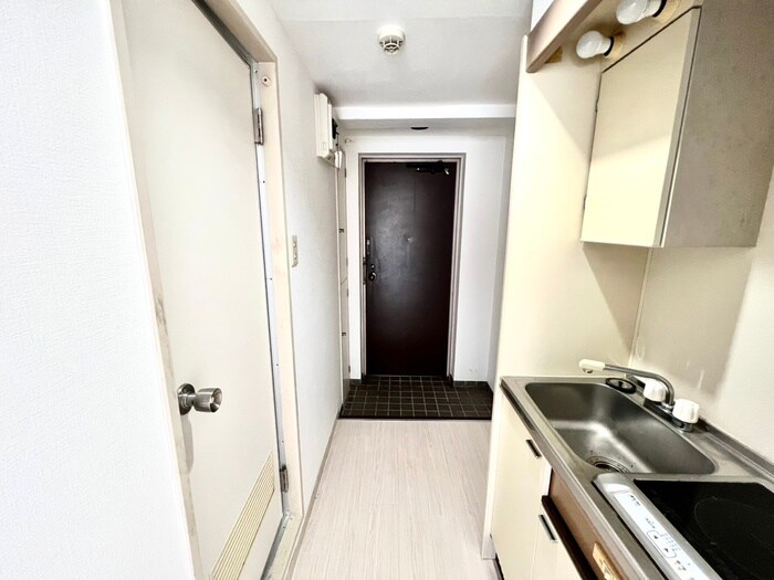 物件内観写真15　(玄関)