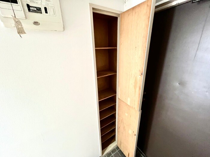 物件内観写真16　(靴箱)