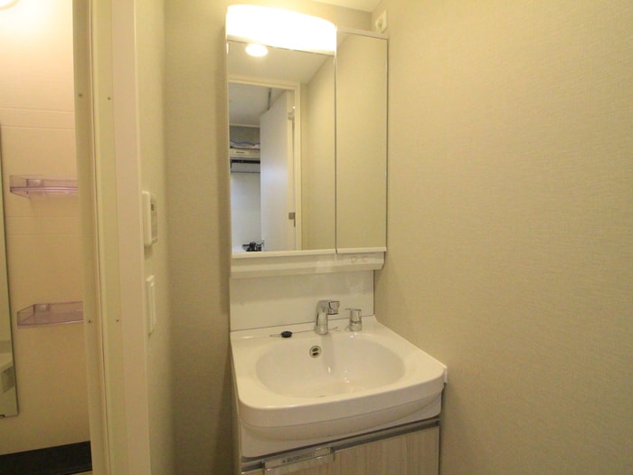 物件内観写真11　(洗面)