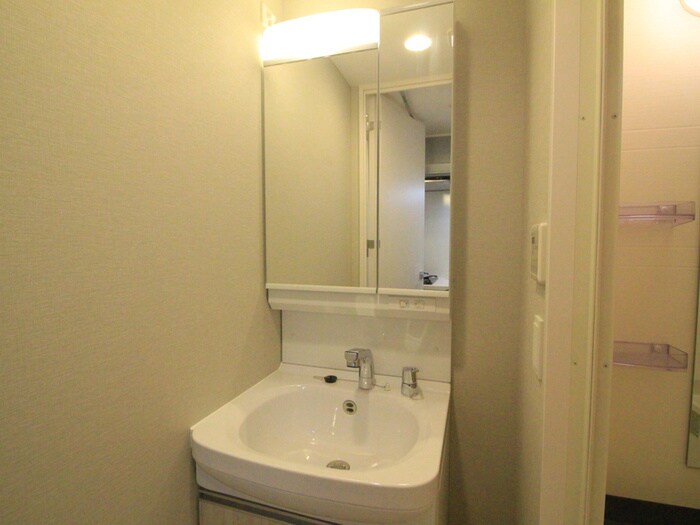 物件内観写真11　(洗面)