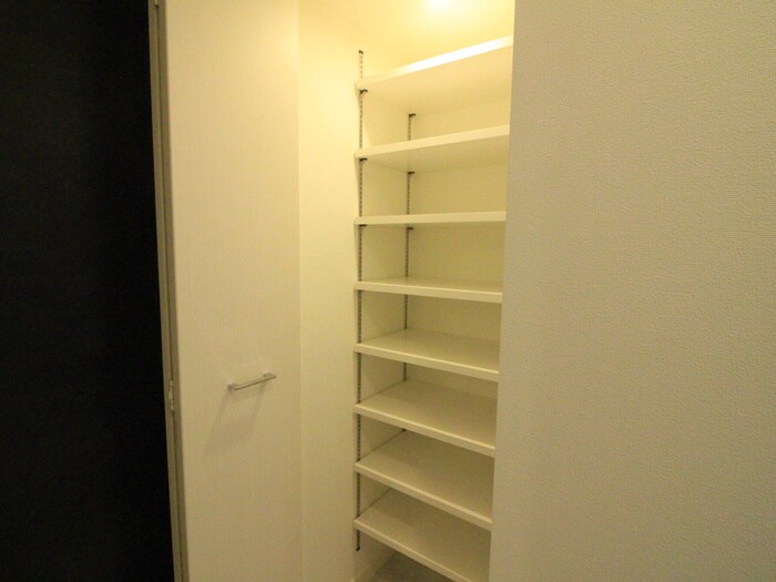 物件内観写真16　(靴箱)