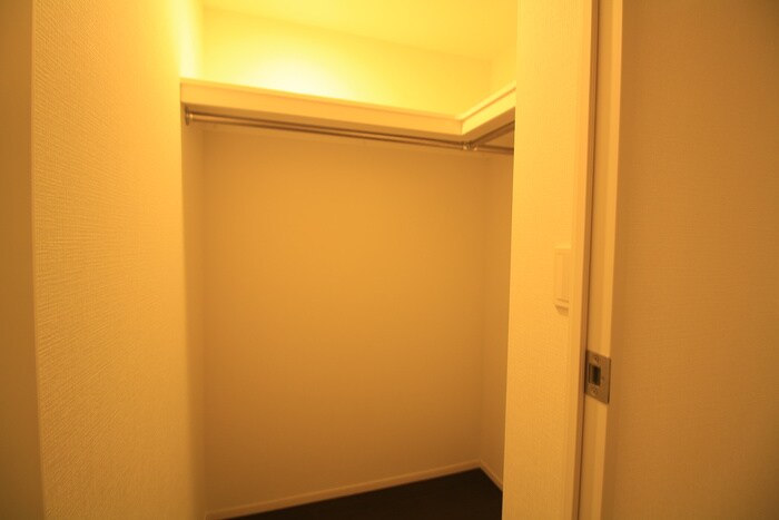 物件内観写真20　(収納)