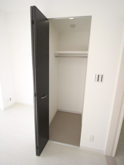 物件内観写真11　(収納)