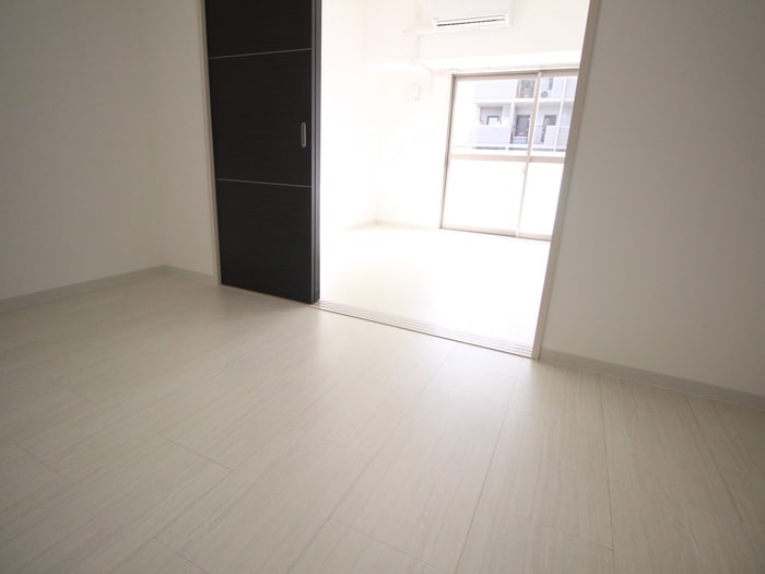 物件内観写真16　(居室)