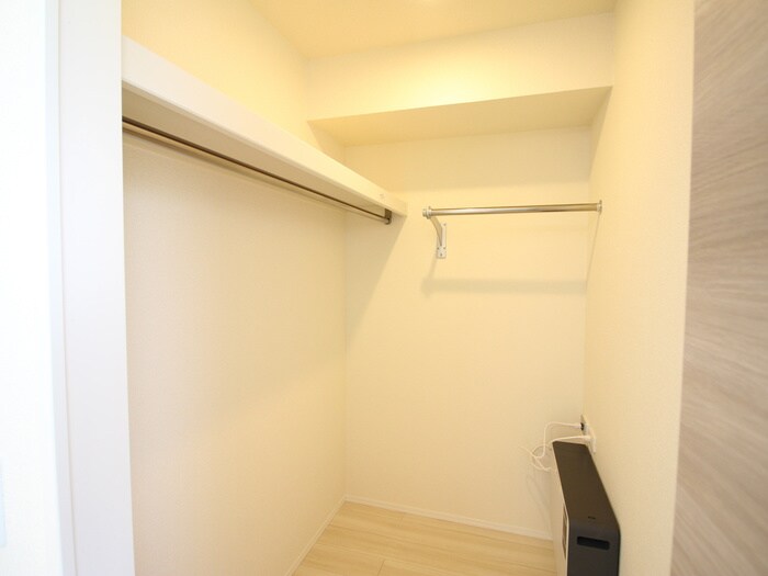 物件内観写真12　(収納)