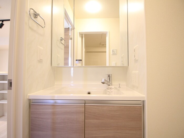 物件内観写真13　(洗面)