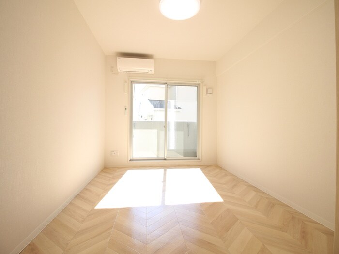 物件内観写真10　(居室)