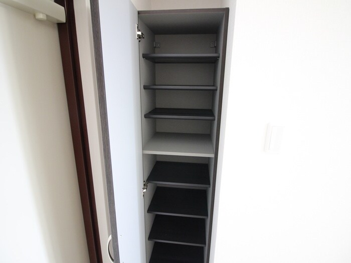 物件内観写真18　(靴箱)