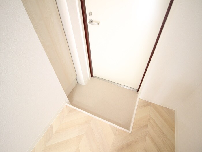 物件内観写真19　(玄関)