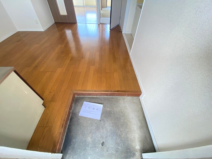 物件内観写真20　(玄関)