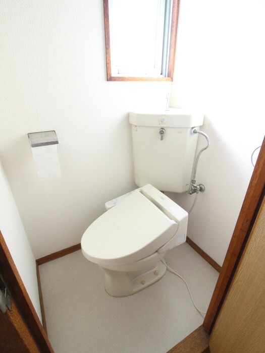 物件内観写真8　(トイレ)