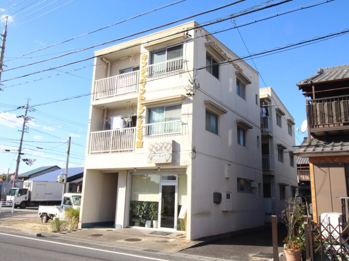 物件外観写真6　(外観写真)