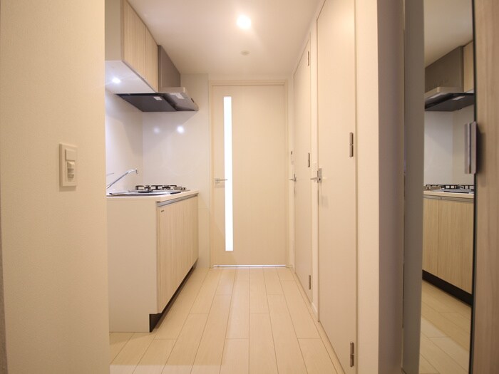 物件内観写真14　(廊下)