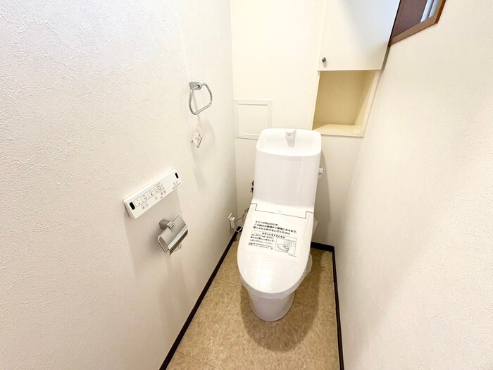 物件内観写真6　(トイレ)