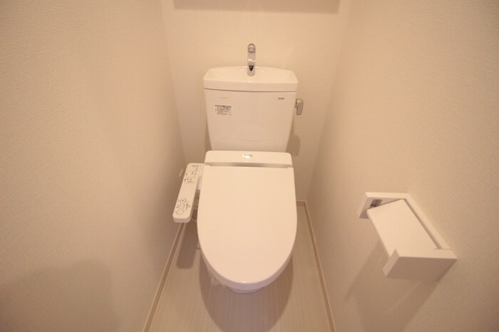 物件内観写真13　(トイレ)