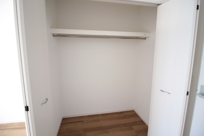 物件内観写真14　(収納)