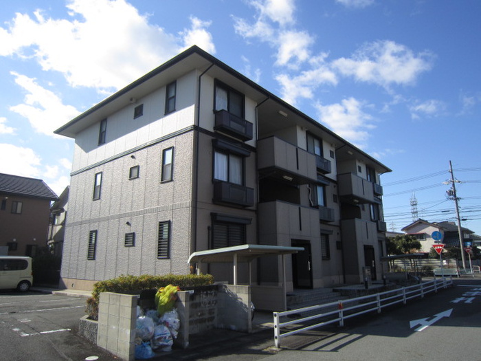 ハイカムール西深