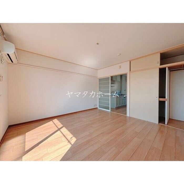 物件内観写真8　(居室)