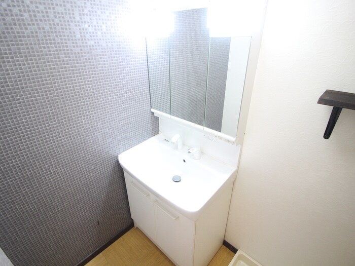 物件内観写真9　(洗面)