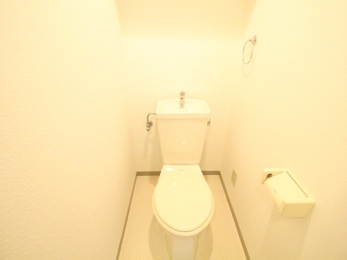 物件内観写真11　(トイレ)