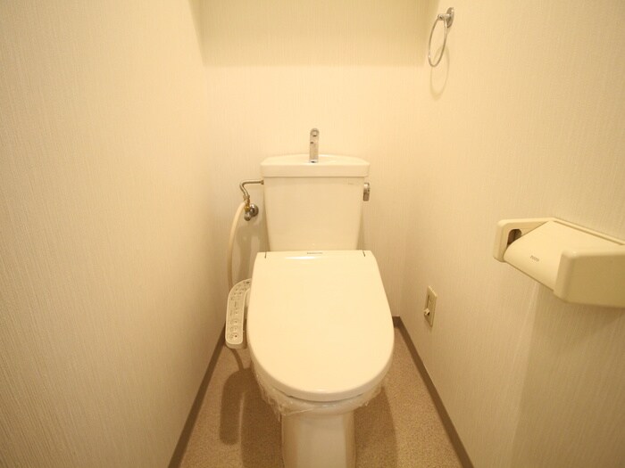 物件内観写真11　(トイレ)