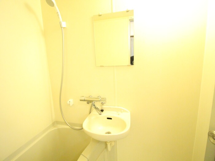 物件内観写真12　(洗面)