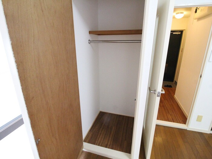物件内観写真15　(収納)