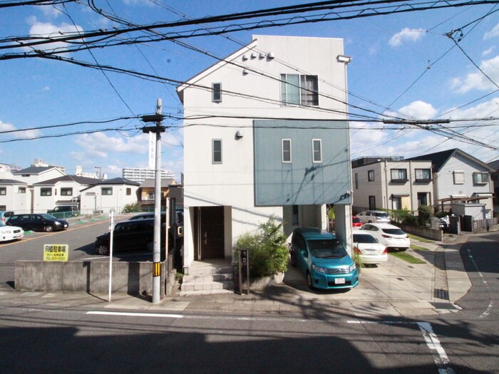 物件内観写真16　(室内からの展望)