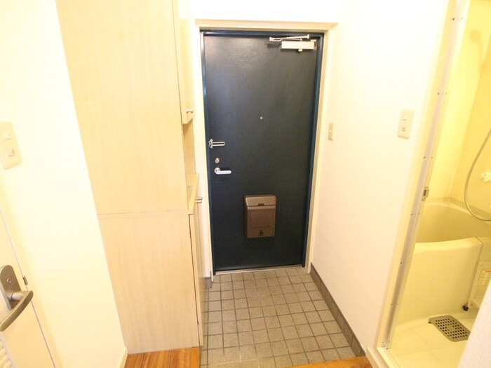 物件内観写真21　(玄関)