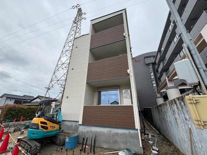 物件外観写真2　(外観写真)