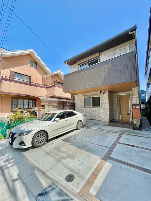 物件外観写真1　(外観写真)