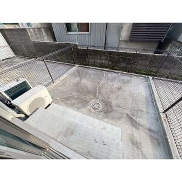 物件内観写真10　(ベランダ・バルコニー)