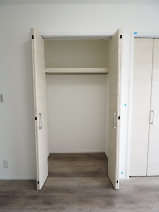 物件内観写真12　(収納)