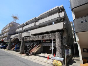 ハピネス植田外観写真