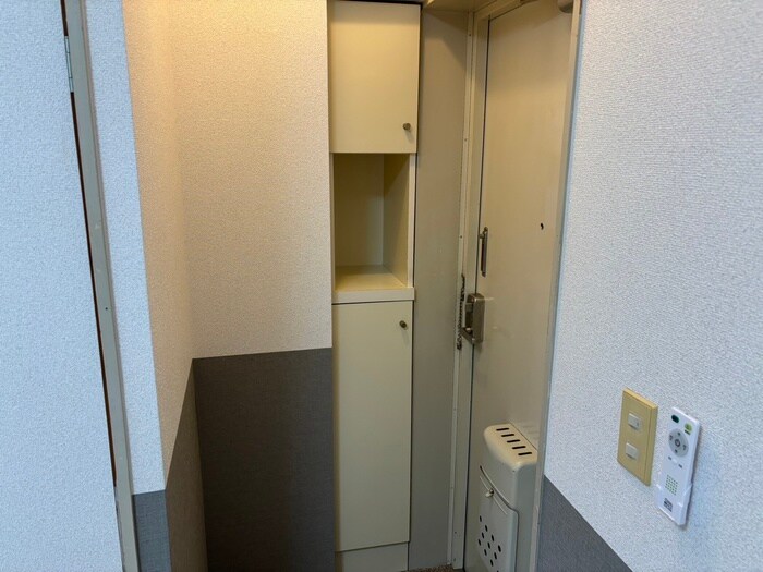 物件内観写真19　(靴箱)