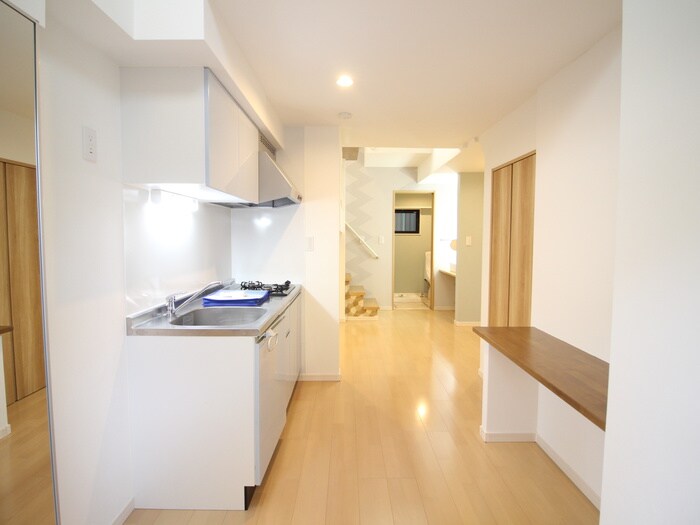 物件内観写真18　(廊下)