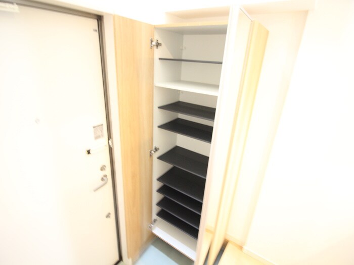 物件内観写真19　(靴箱)