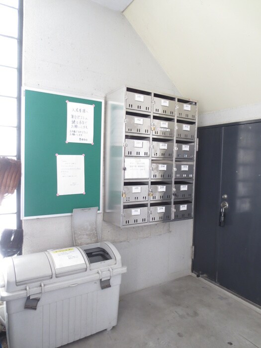 物件外観写真4　(建物設備)