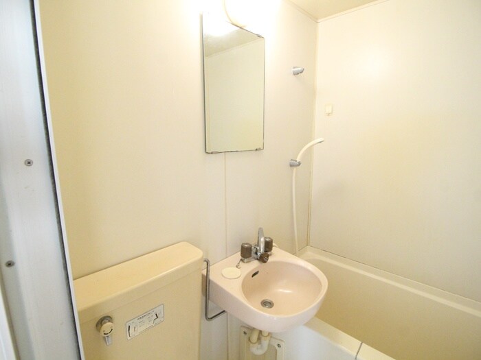 物件内観写真12　(洗面)