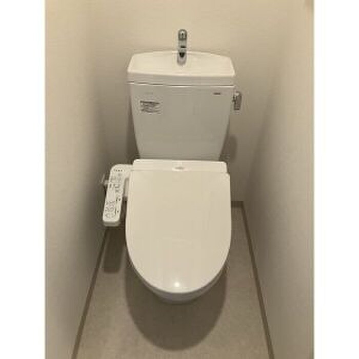 物件内観写真7　(トイレ)