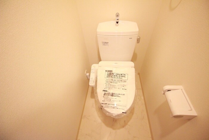 物件内観写真6　(トイレ)