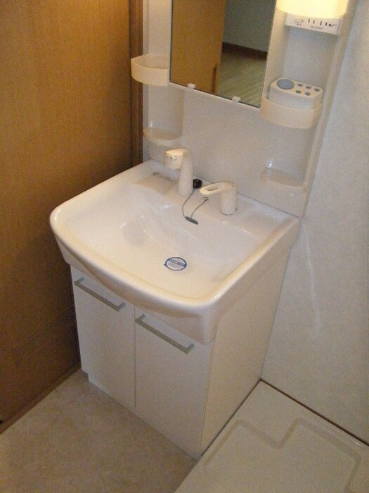 物件内観写真13　(洗面)