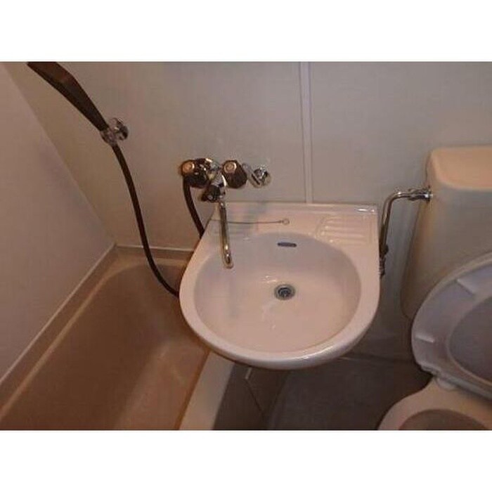 物件内観写真11　(洗面)